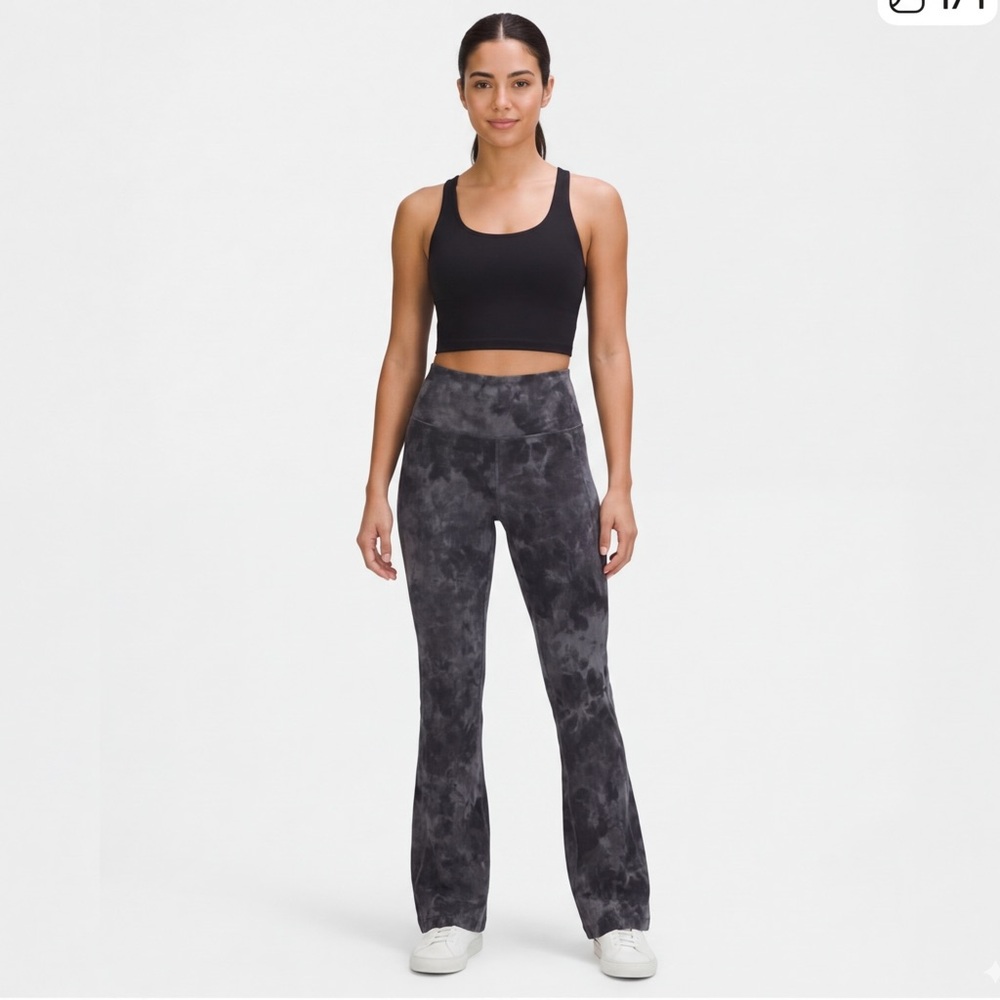 High-Waist Black Tie-Dye Flared Yoga Pants